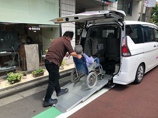 (株)やさしい手　ゆめふる川口店の求人情報