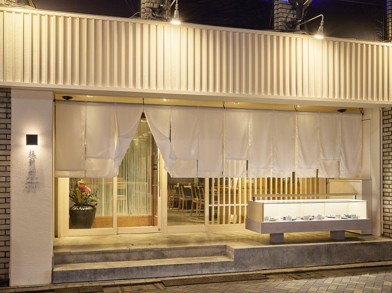 東京寿司 ITAMAE SUSHI　赤坂店のアルバイト・バイト求人情報-05