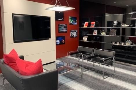 広島市内正規外車ディーラーのアルバイト・バイト求人情報-03