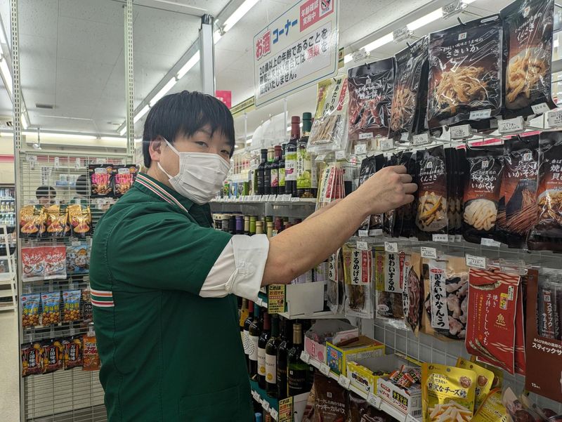 セブンイレブン川崎中幸町店のアルバイト・バイト求人情報-02