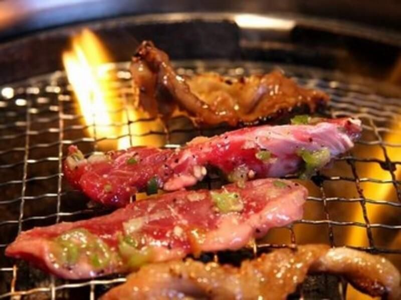 ホルモン焼肉　大自然の求人情報