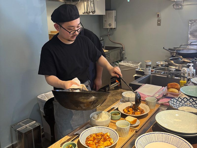 麻婆飯店(裕豊商事株式会社)のアルバイト・バイト求人情報-02