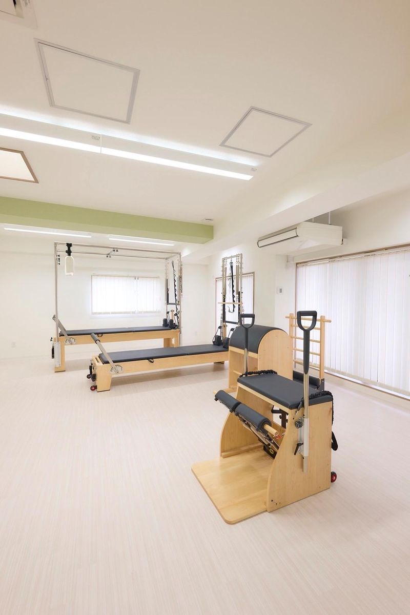 Forzaピラティススタジオ中井店のアルバイト・バイト求人情報-03