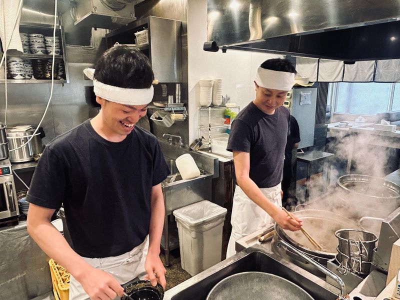 麺屋たけ井　なんばラーメン一座店のアルバイト・バイト求人情報-03
