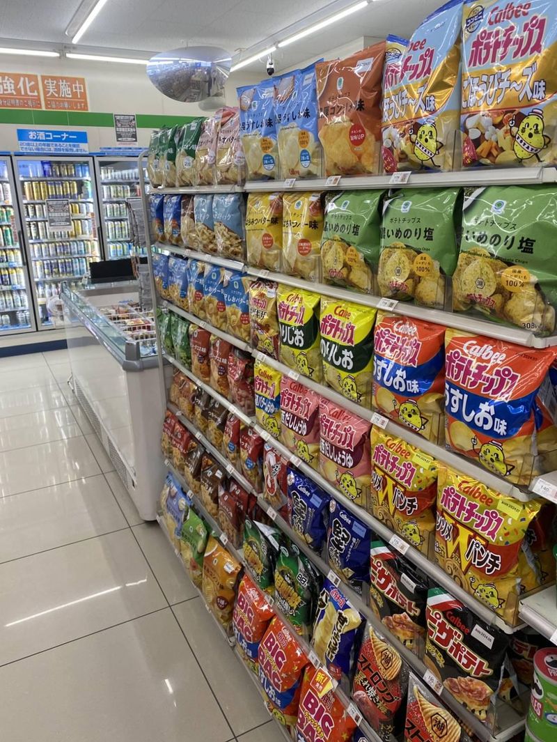 ファミリーマート波除中央大通店のアルバイト・バイト求人情報-02