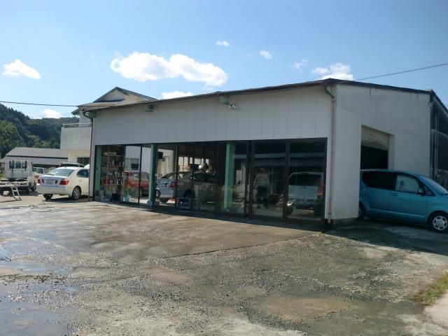関本鈑金塗装工場のアルバイト・バイト求人情報-05