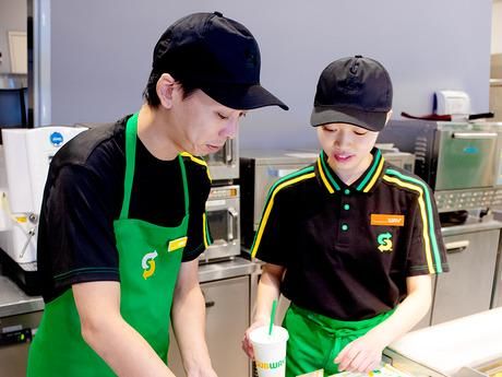 サブウェイ　イオンモール甲府昭和店のアルバイト・バイト求人情報-02