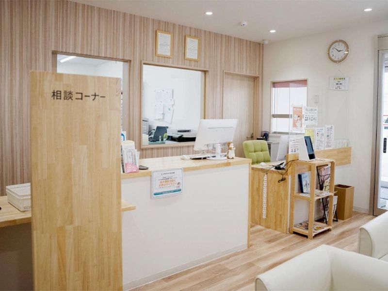 スギひかり薬局栄町店(株式会社ひかりファーマ)のアルバイト・バイト求人情報-02