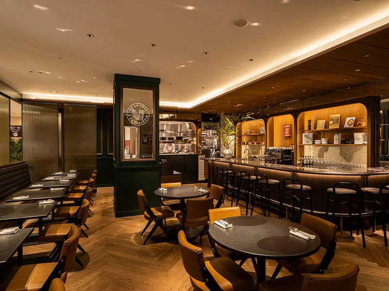ALAIN DUCASSE SALON DES MANUFACTURES PARIS(アラン デュカス サロン