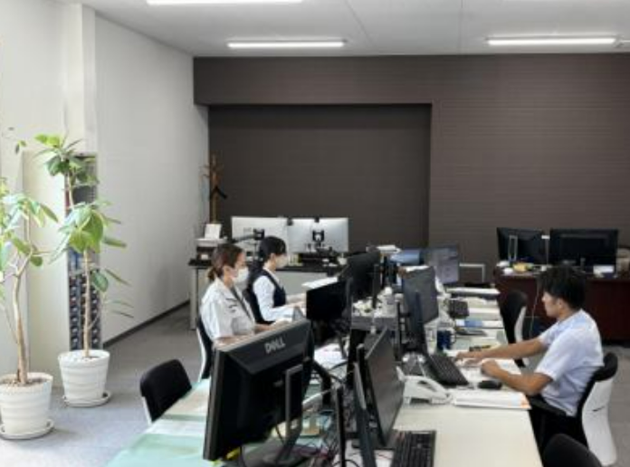 高輪プラスチックス　株式会社