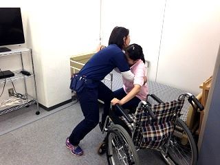 (株)やさしい手　西明石訪問介護事業所のアルバイト・バイト求人情報-06