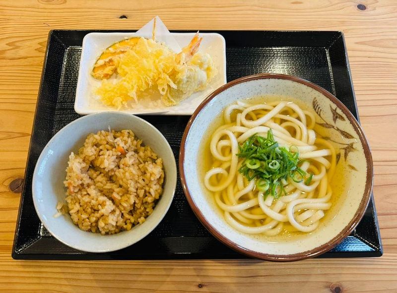 うどん　蕾のアルバイト・バイト求人情報-02