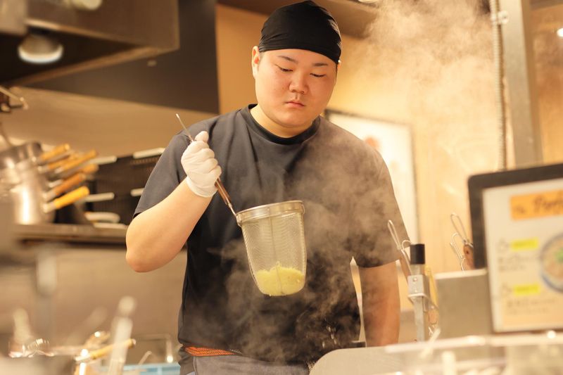 株式会社松山中央ボウル　外食事業部の求人・転職情報
