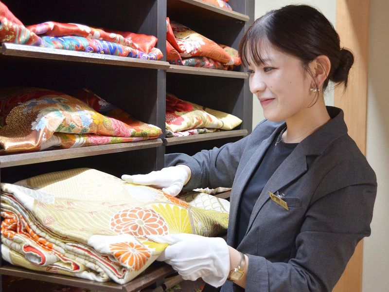 SUGISHIN四日市店のアルバイト・バイト求人情報-02
