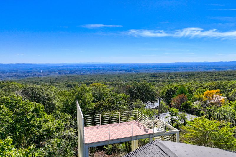 株式会社ユミィリゾート