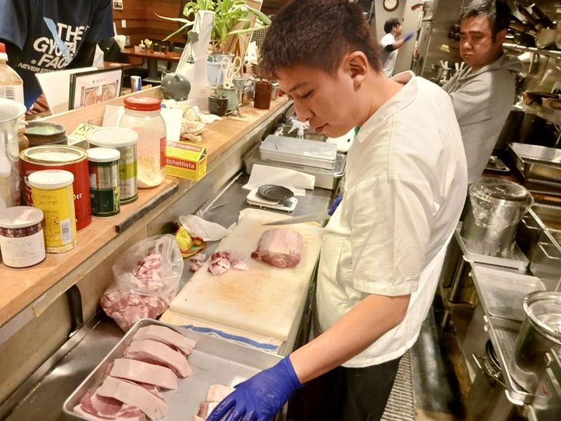 とんかつ　わか葉　浜松町店のアルバイト・バイト求人情報-02