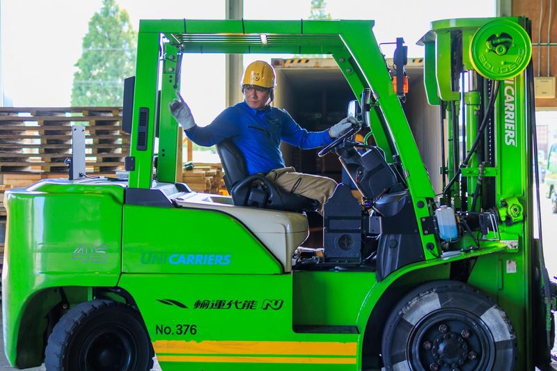 能代運輸株式会社　秋田港運事業所のアルバイト・バイト求人情報-03