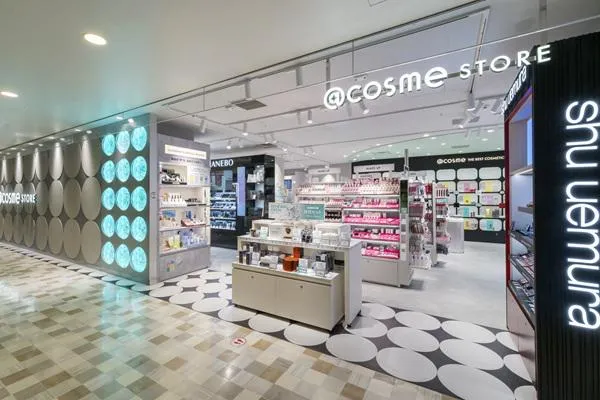 @cosme STORE ルミネ有楽町店のアルバイト・バイト求人情報