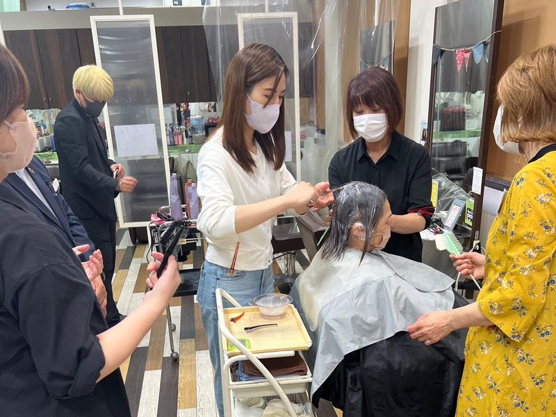 アックスリブ蓮田店のアルバイト・バイト求人情報-05