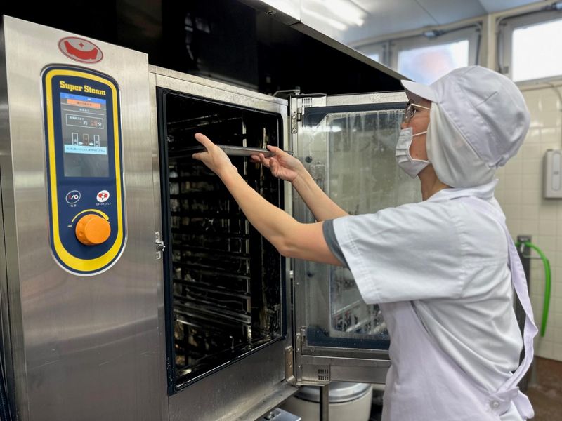 株式会社宮食　認定すずめこども園内給食室内のアルバイト・バイト求人情報-02