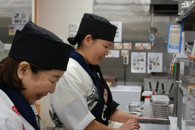 魚魚丸 守山四軒家店のアルバイト・バイト求人情報-03