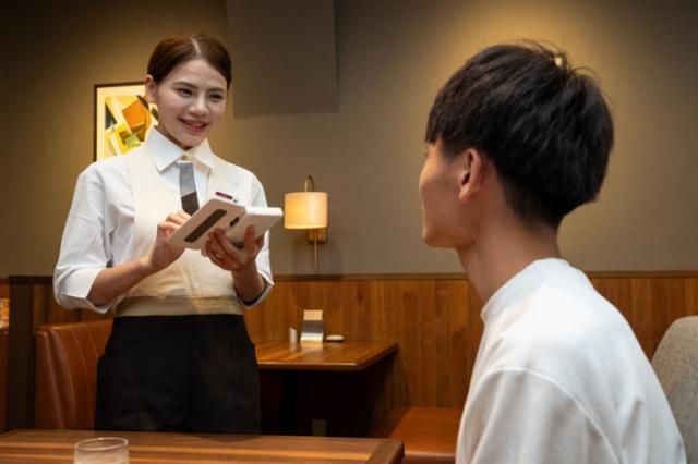 ロイヤルホスト　小田原店のアルバイト・バイト求人情報-02