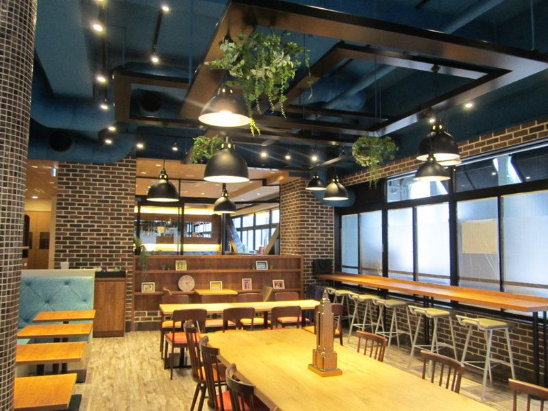 NEW YORKER’S Cafe(ニューヨーカーズカフェ) 新橋汐留口駅前店のアルバイト・バイト求人情報-03