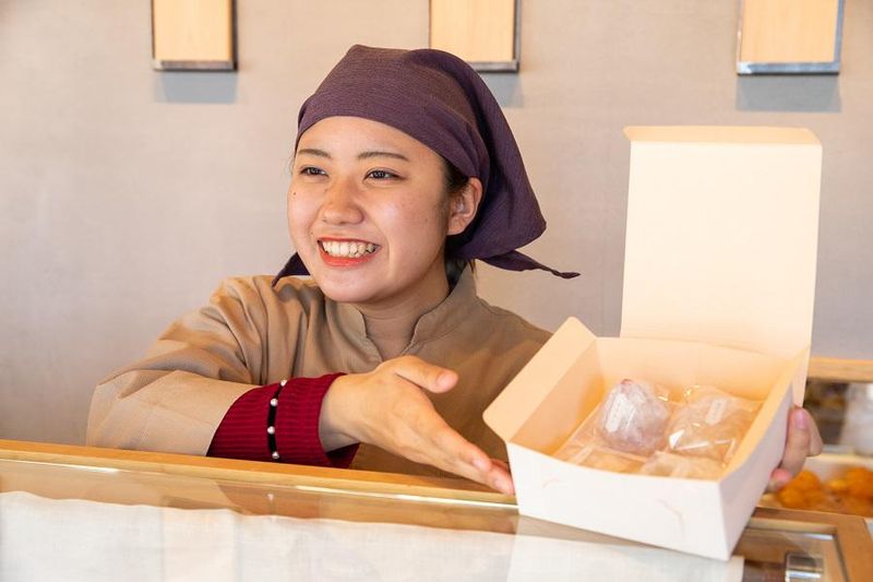 覚王山フルーツ大福　弁才天　GINZASIX店のアルバイト・バイト求人情報-04