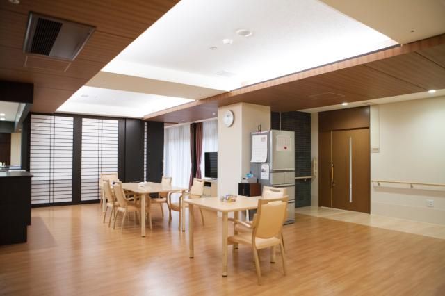 特別養護老人ホーム　船橋愛弘園のアルバイト・バイト求人情報-02