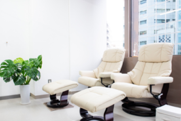 新宿美容内科医療クリニックのアルバイト・バイト求人情報-02