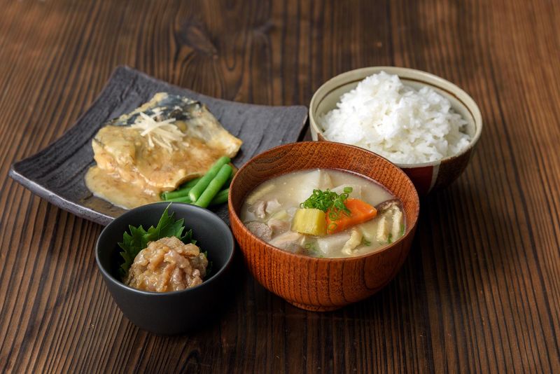 有限会社はつゆき屋　工場のアルバイト・バイト求人情報-02