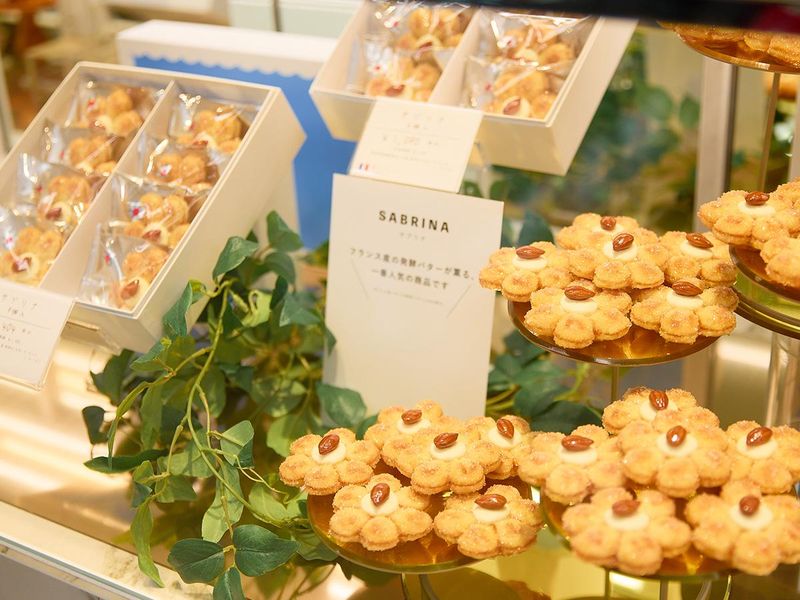 サブリナ　阪神梅田本店のアルバイト・バイト求人情報-03
