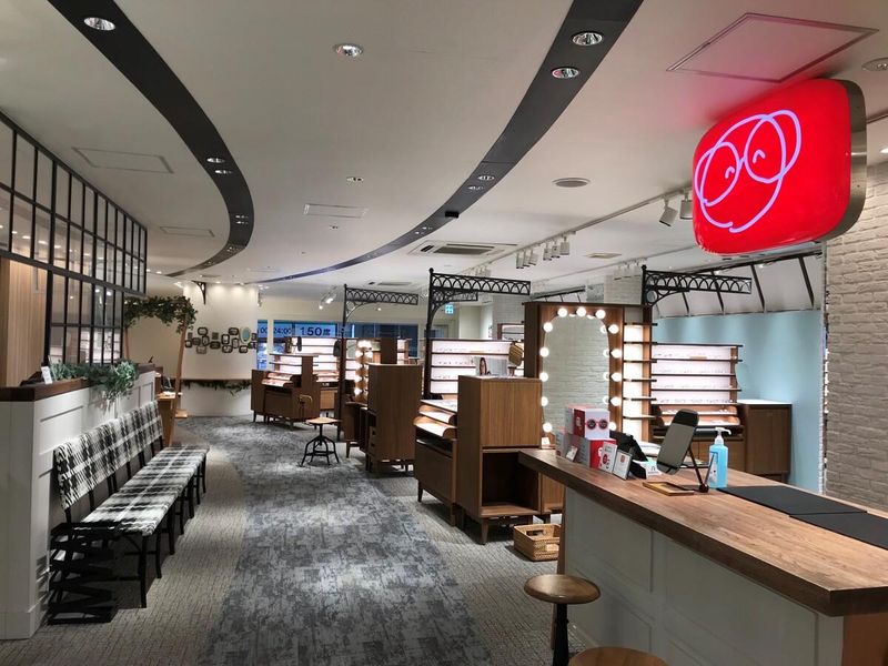 メガネの田中チエーン株式会社