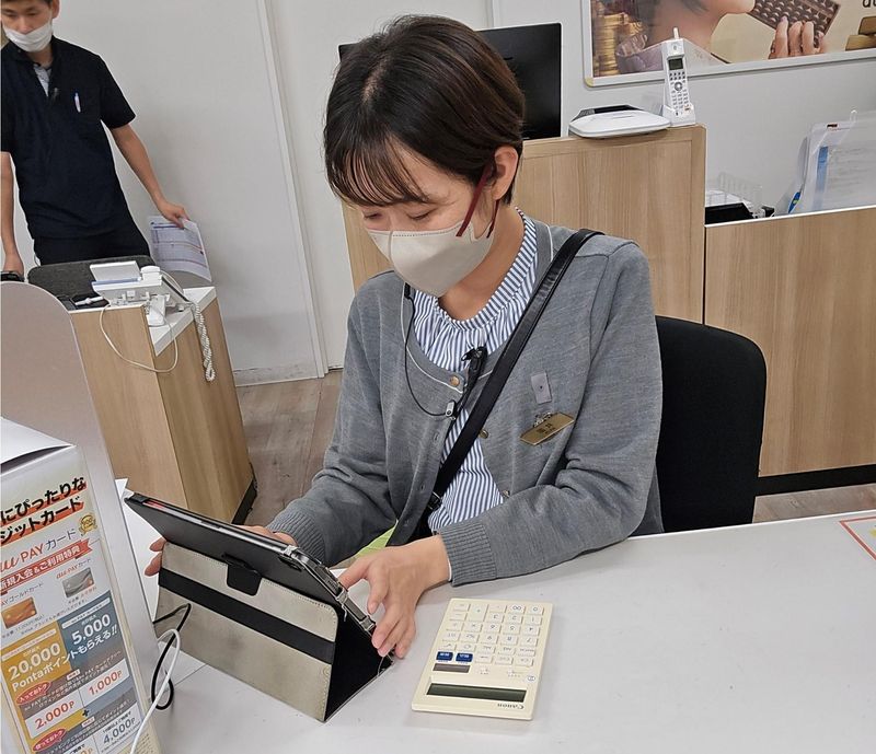 auショップ長町インター店のアルバイト・バイト求人情報-04