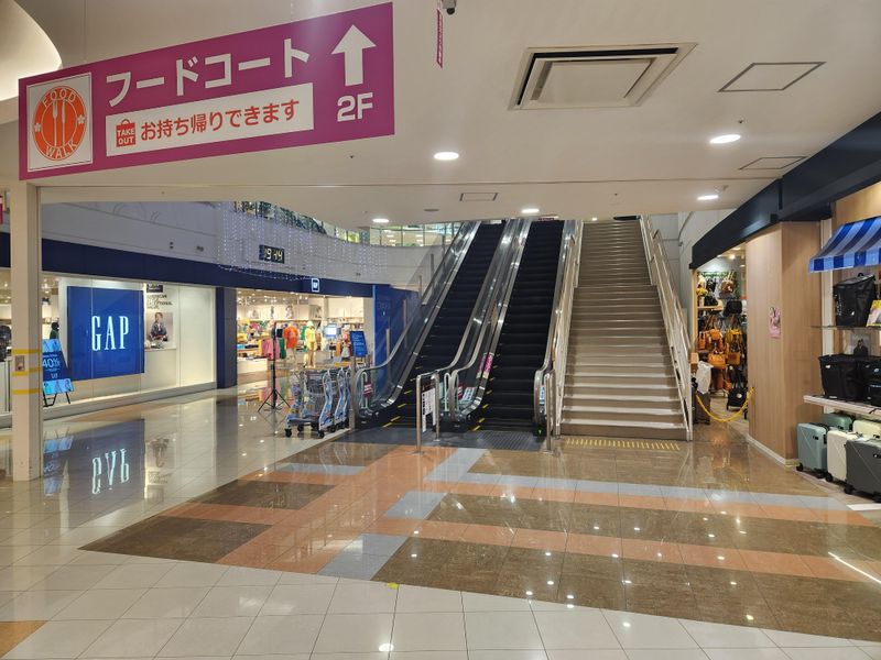 スマホ修理館イオンモール小山店のアルバイト・バイト求人情報-02