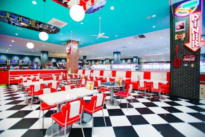 Feedy Diner 綾川店のアルバイト・バイト求人情報-03