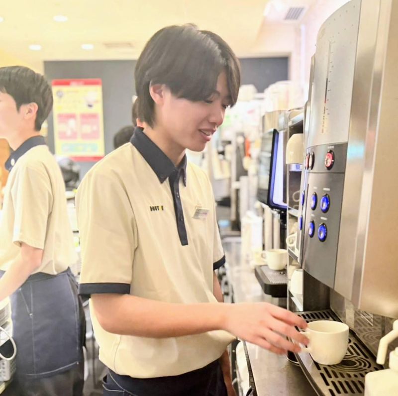 ドトールコーヒーショップ新青山ビル店のアルバイト・バイト求人情報-03