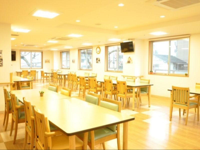 アルファリビング川西能勢口駅前のアルバイト・バイト求人情報-03