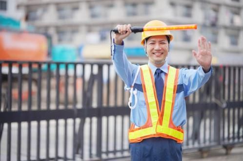 新武蔵警備保障株式会社　【勤務地】東神奈川駅周辺の現場の求人情報