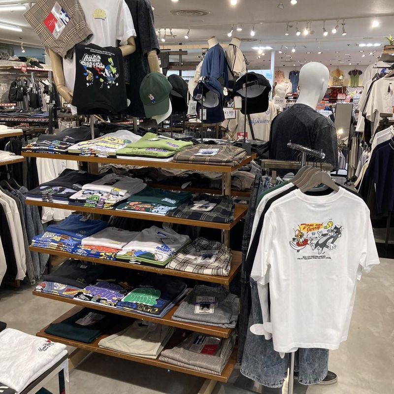 ジラフラーチ　池袋サンシャインアルタ店のアルバイト・バイト求人情報-05
