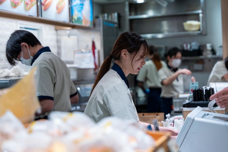 ドトール 東武新越谷駅店のアルバイト・バイト求人情報-02