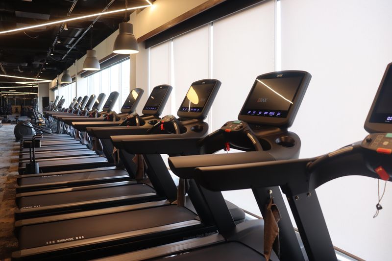 フィットネス&スパ エスタ門司のアルバイト・バイト求人情報-02