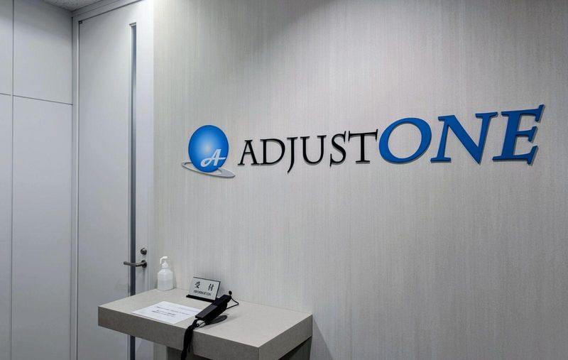 株式会社アジャストワン　大阪支店