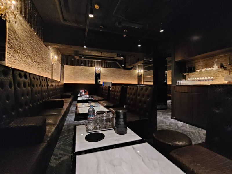 CLUB LUXYのアルバイト・バイト求人情報-02