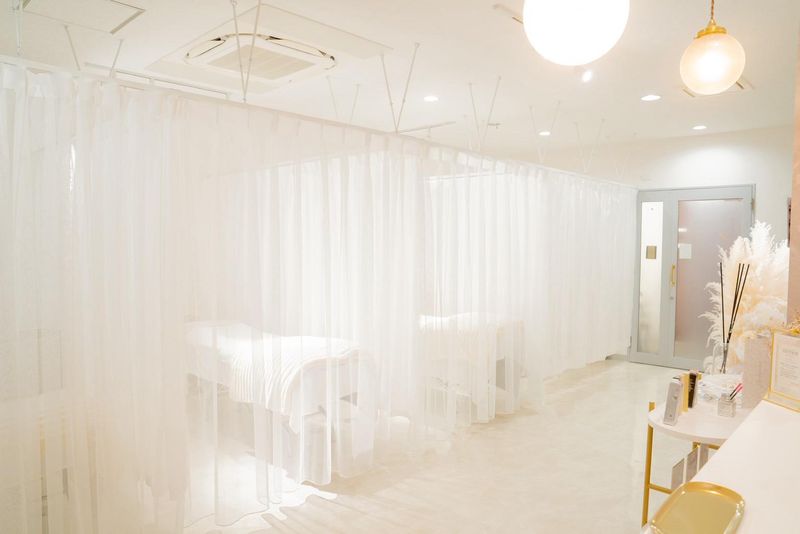 CERINA eye salon 大橋店のアルバイト・バイト求人情報-02