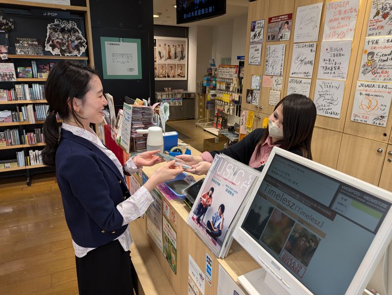 JEUGIA三条本店 AVソフト・楽譜フロア(1F・2F)のアルバイト・バイト求人情報-03