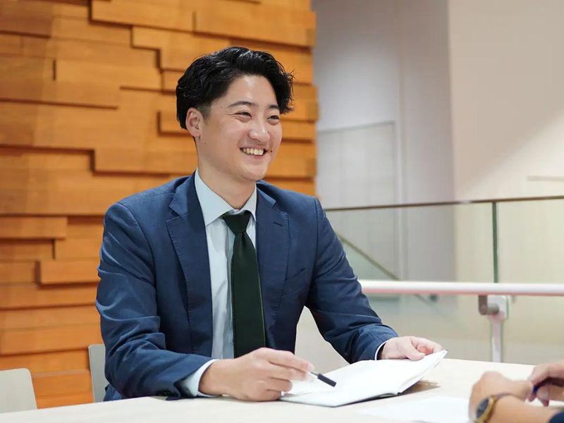 【東京・対面】会社説明&社員座談会