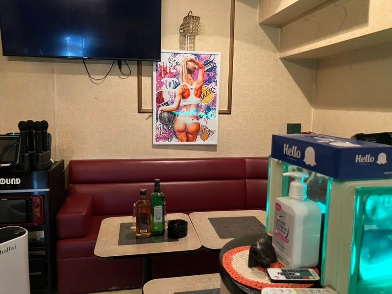 SNACK LUCKYのアルバイト・バイト求人情報-02