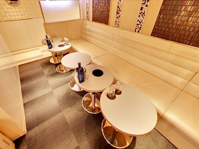 PUB CLUB YIN GOT~インゴット~のアルバイト・バイト求人情報-02