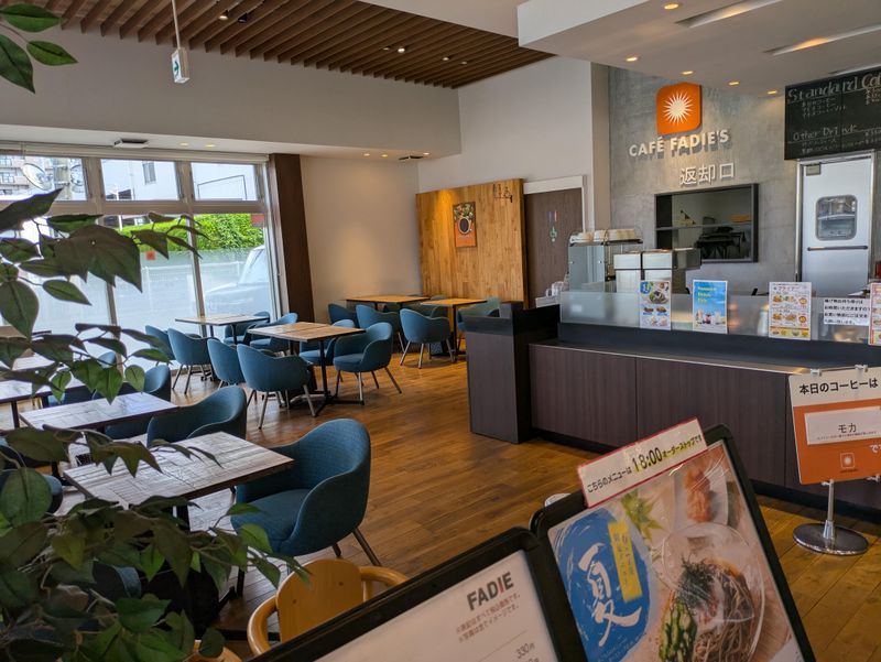 カフェファディ　粕屋仲原店のアルバイト・バイト求人情報-05